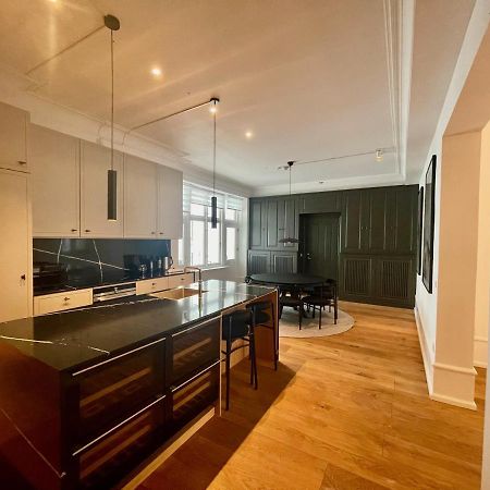 Beautiful 3 Bedroom Flat Next To The Marble Church Kopenhagen Bagian luar foto