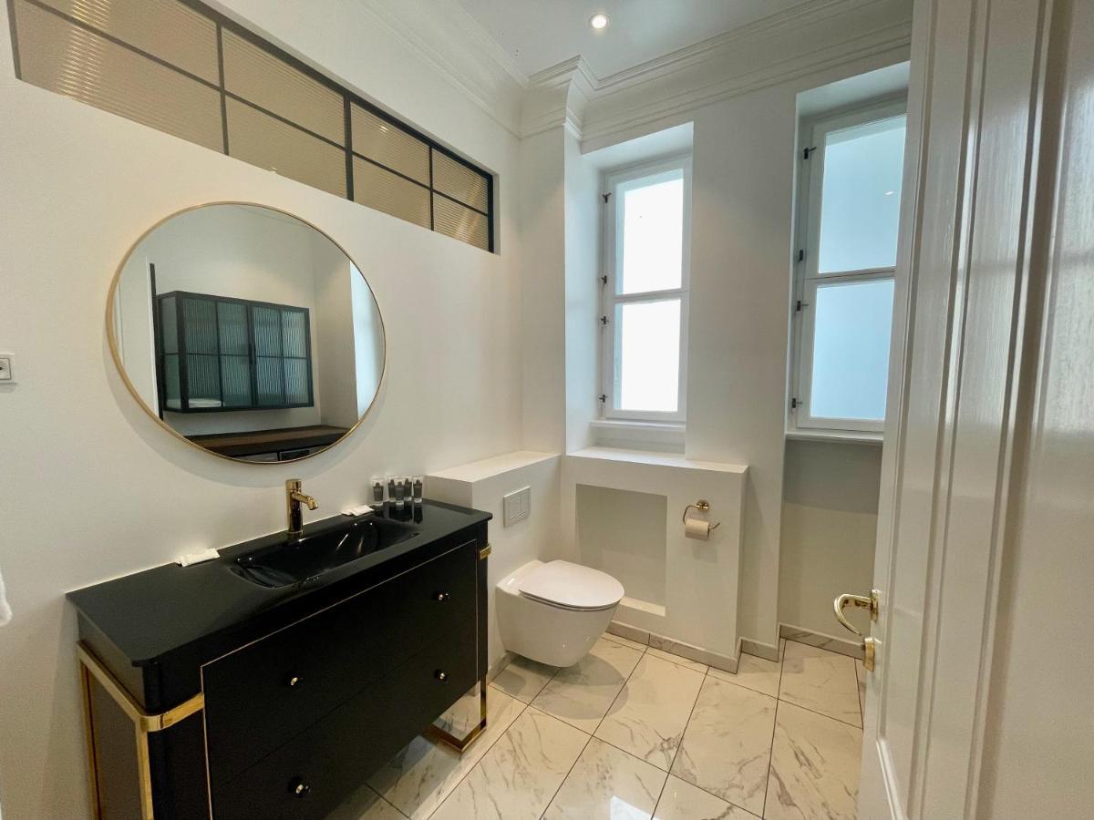Beautiful 3 Bedroom Flat Next To The Marble Church Kopenhagen Bagian luar foto