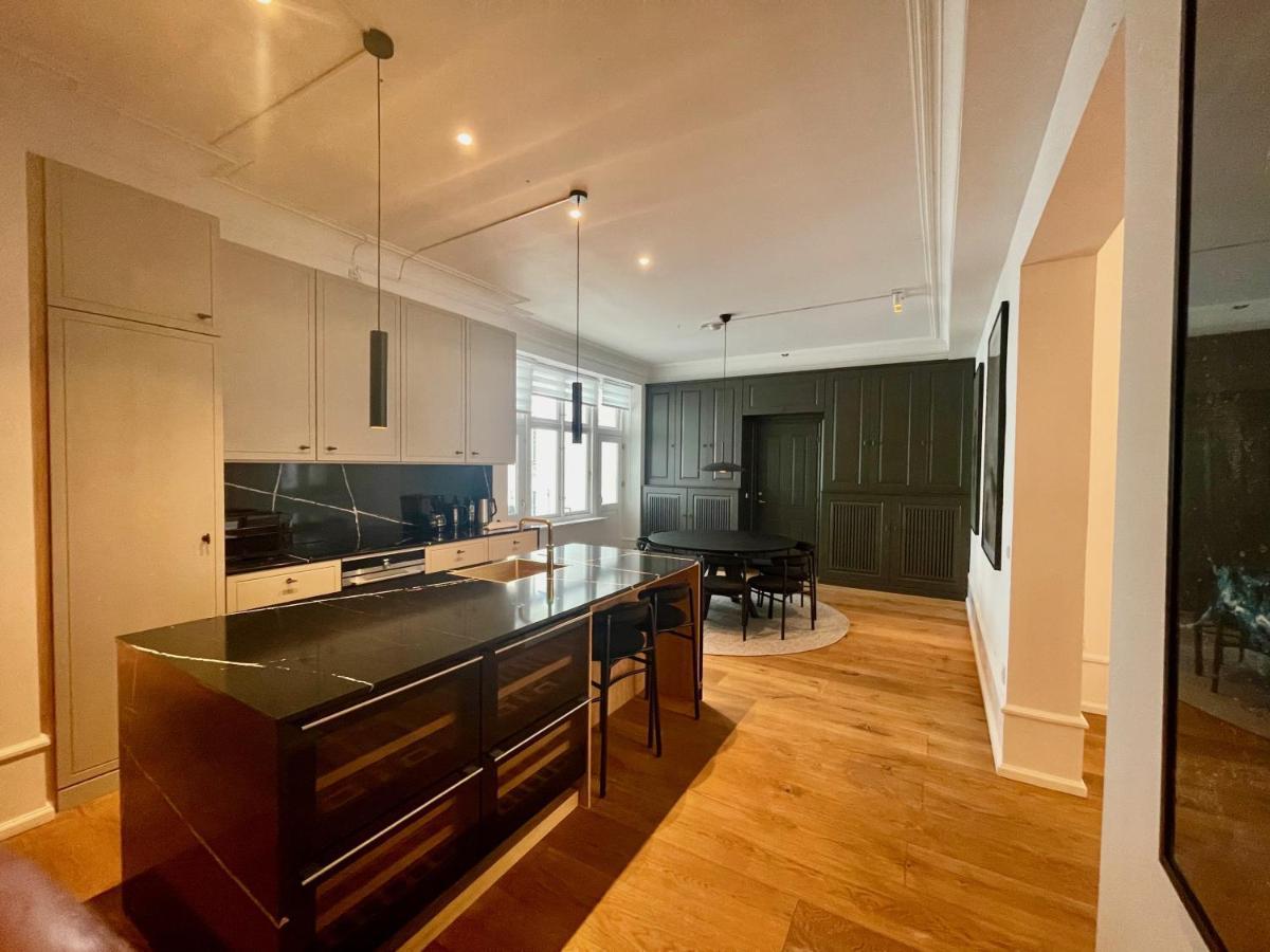 Beautiful 3 Bedroom Flat Next To The Marble Church Kopenhagen Bagian luar foto
