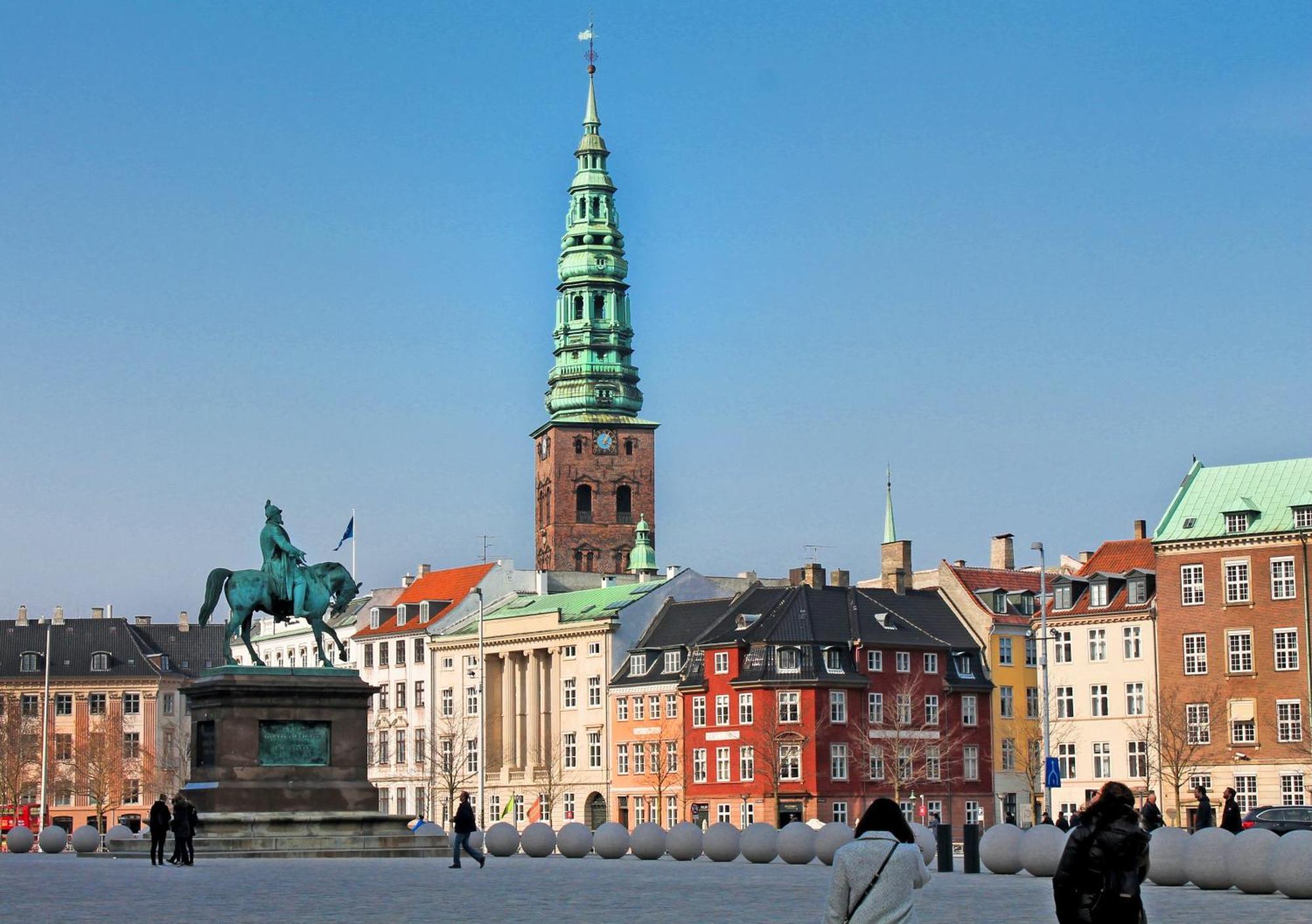 Beautiful 3 Bedroom Flat Next To The Marble Church Kopenhagen Bagian luar foto